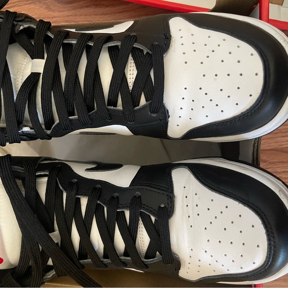 Nike Dunk High Women *panda color scheme - Picture 11 of 12